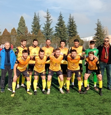 Çiftelerspor’umuz deplasmanda Eskişehir Büyükdere Gençlik Spor’u 6-2 yenerek sezonun ilk yarısını lider olarak tamamladı.