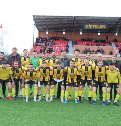 Çiftelerspor’umuz evinde Eskişehir Büyükdere Spor’u 7-2 yenerek ligi lider bitirdi.