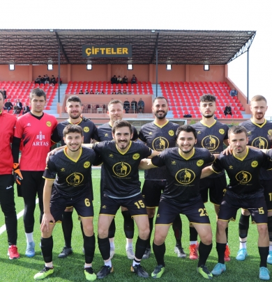 Çiftelerspor’umuz, hazırlık maçını Bozüyük Vitra Spor ile oynadı.