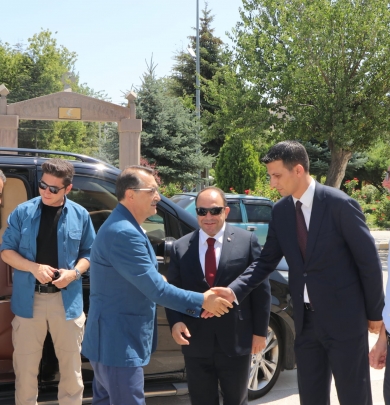 Enerji ve Tabii Kaynaklar Eski Bakanımız, Eskişehir Milletvekilimiz Sn. Fatih DÖNMEZ, Belediyemizi ziyaret etti.