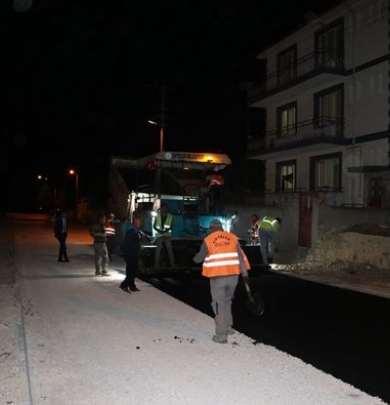 Erbap Mahallesi Ulubatlı Hasan Sokak Sıcak Asfalt Çalışması