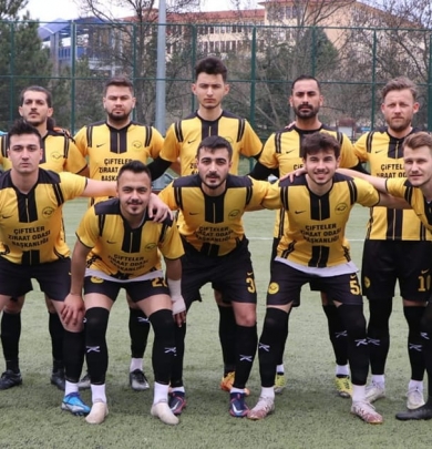 Süper Amatör Play - Off 2.Hafta Karşılaşmasında Çiftelerspor’umuz Üniversite Evleri sahasında Sağlık Spor’u 3-0 yenerek, 3 puanın sahibi oldu.